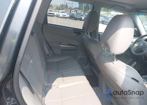 2009 Subaru Forester 2.5X Limited z USA, uszkodzony, nr VIN JF2SH64699H740438